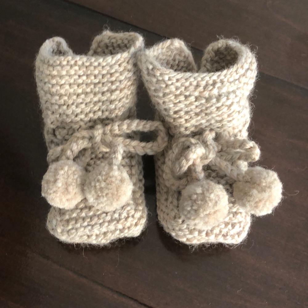 Baby booties 100% wool handmade